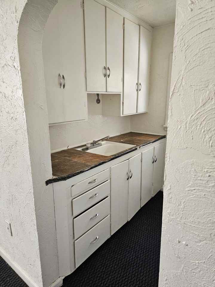 219 H St #2 - Photo 3 of 7