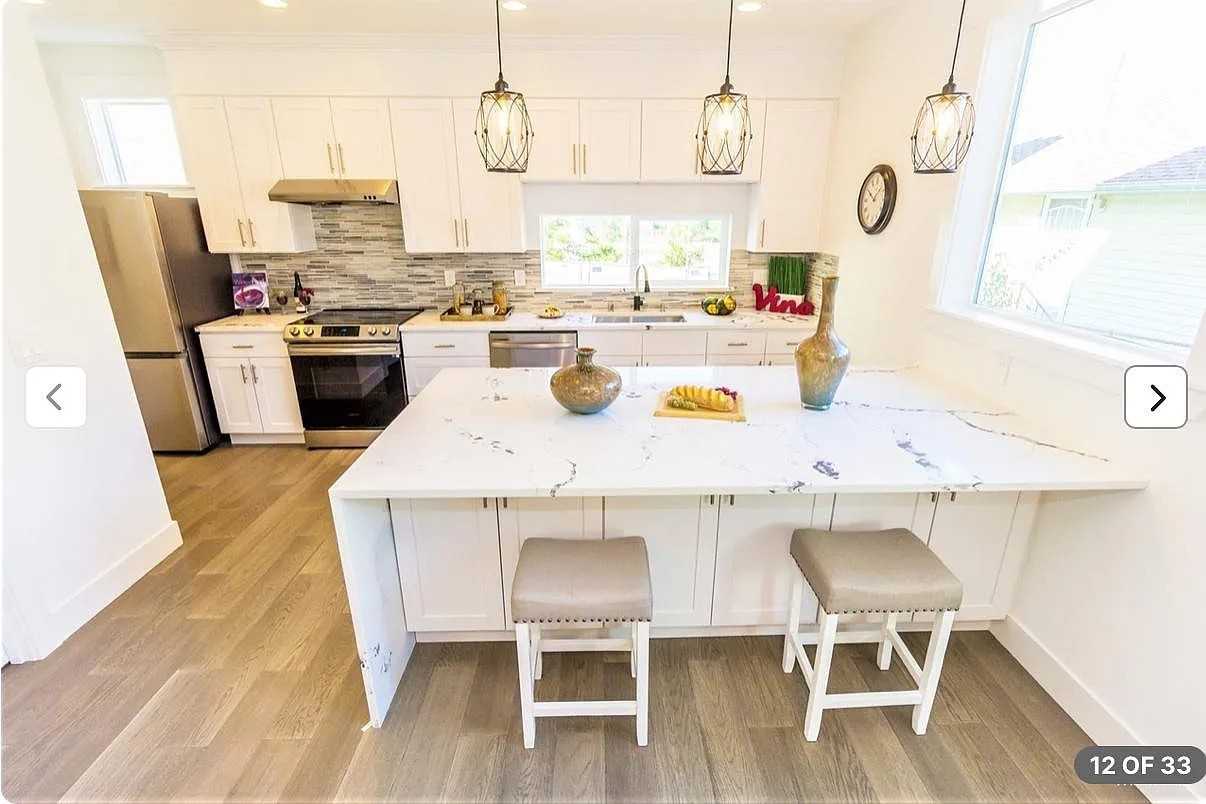 7110 Beacon Ave S #A - Photo 4 of 27