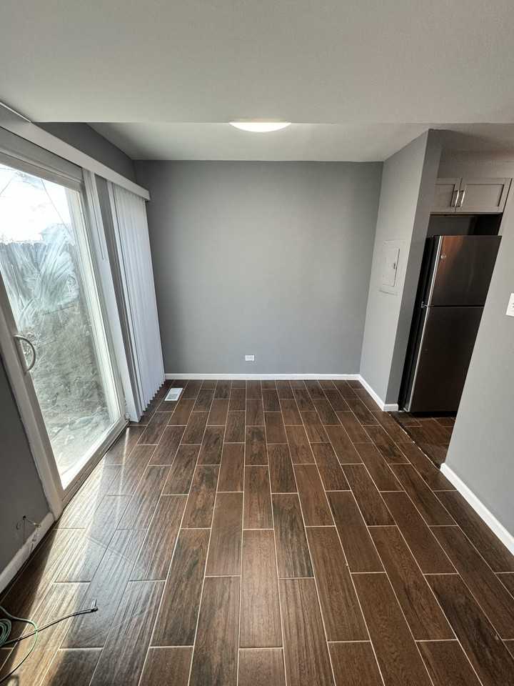 5537 Allemong Dr #5537 - Photo 2 of 10