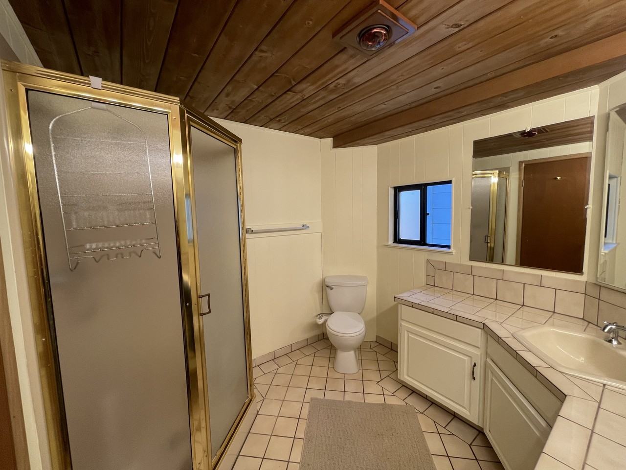 1370 Mariposa St - Photo 6 of 10