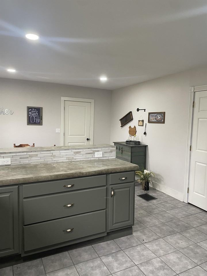 5080 S Hillsdale Rd #1 - Photo 4 of 21