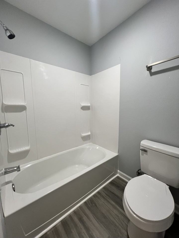 1014 Smith Ave #A - Photo 5 of 10