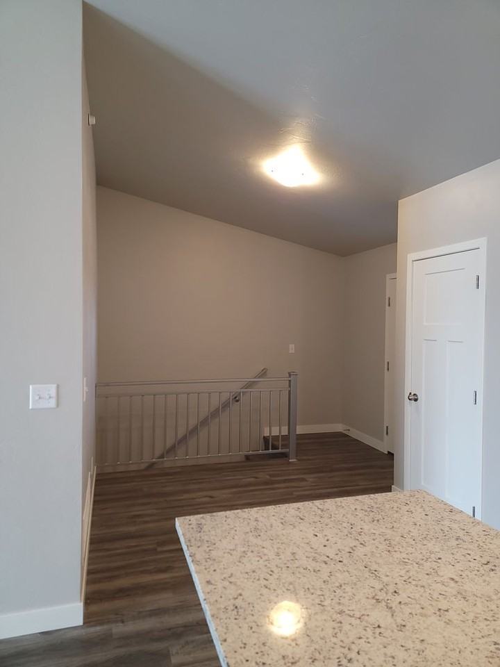 200 Mcgriff Way - Photo 4 of 16