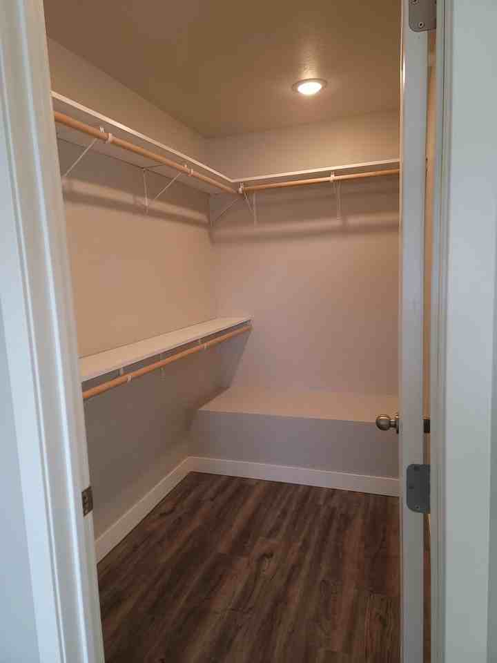 200 Mcgriff Way - Photo 7 of 16