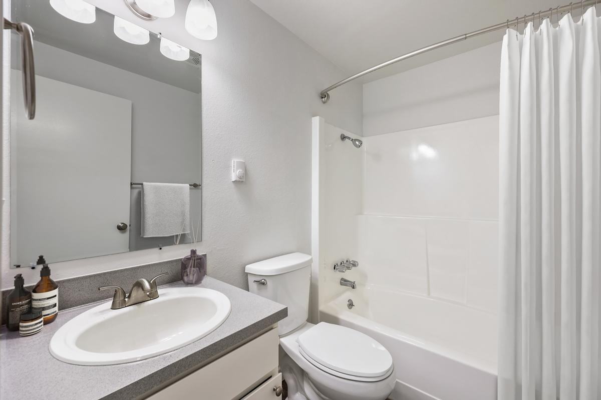 15881 64th St E - Photo 2 of 7