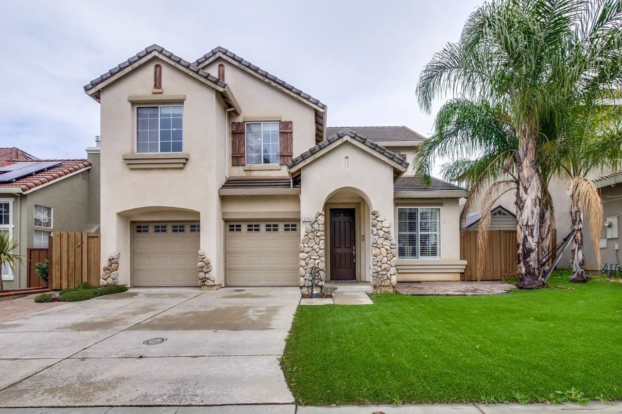3283 Pappani Way - Photo 2 of 50