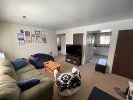 featured image of 627 N 600 W #11