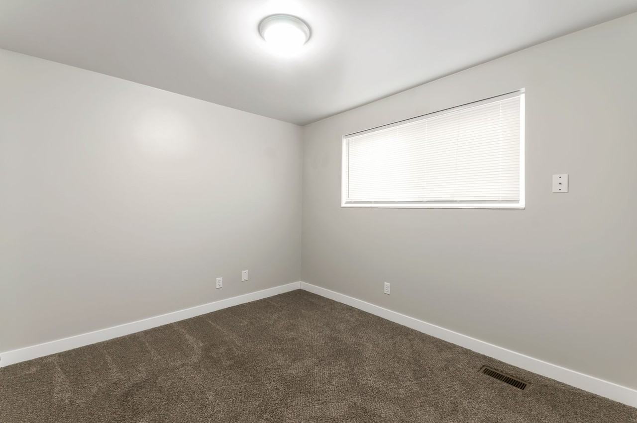 Sunset Park - Photo 2 of 16