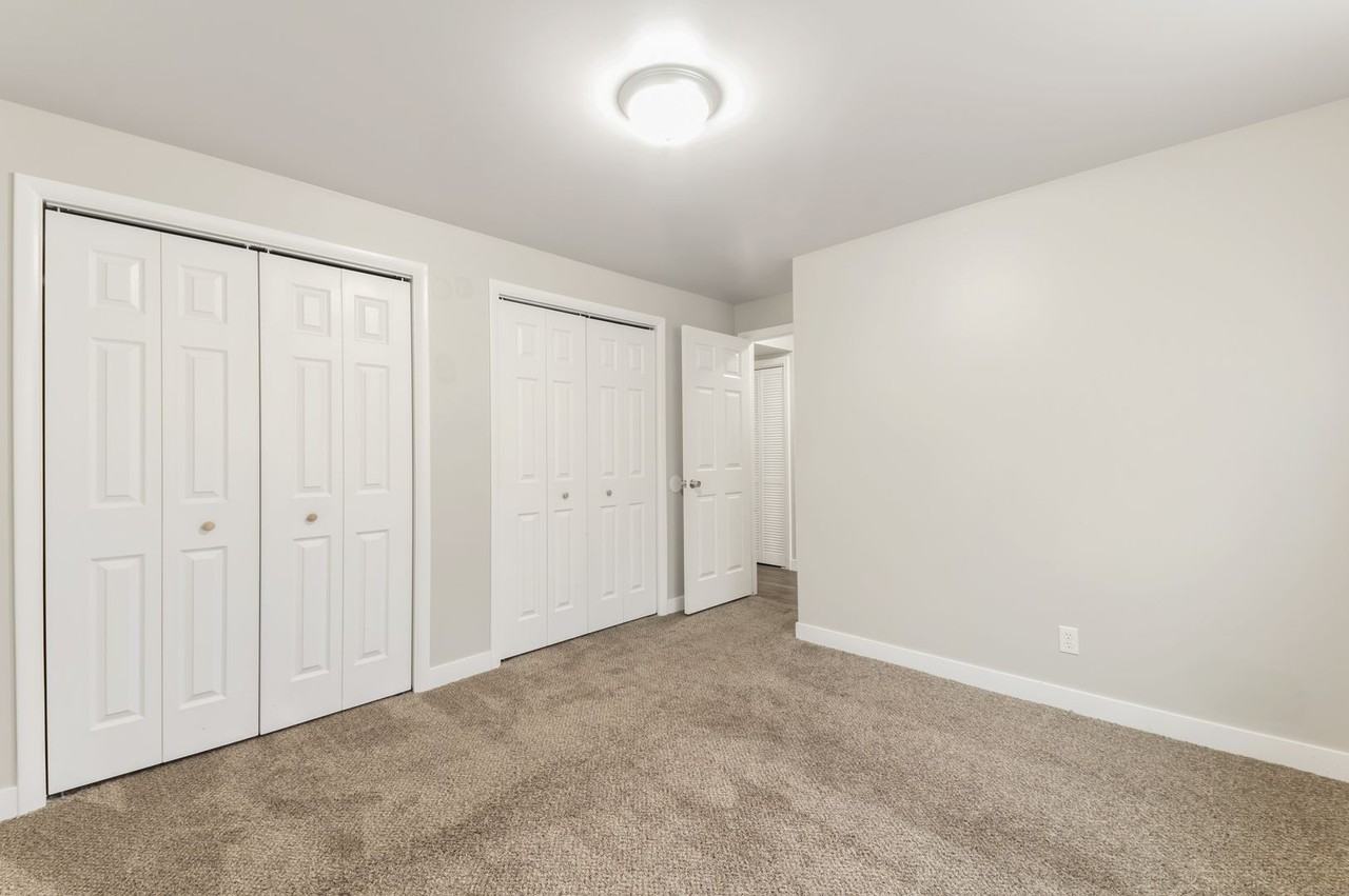 Sunset Park - Photo 3 of 16