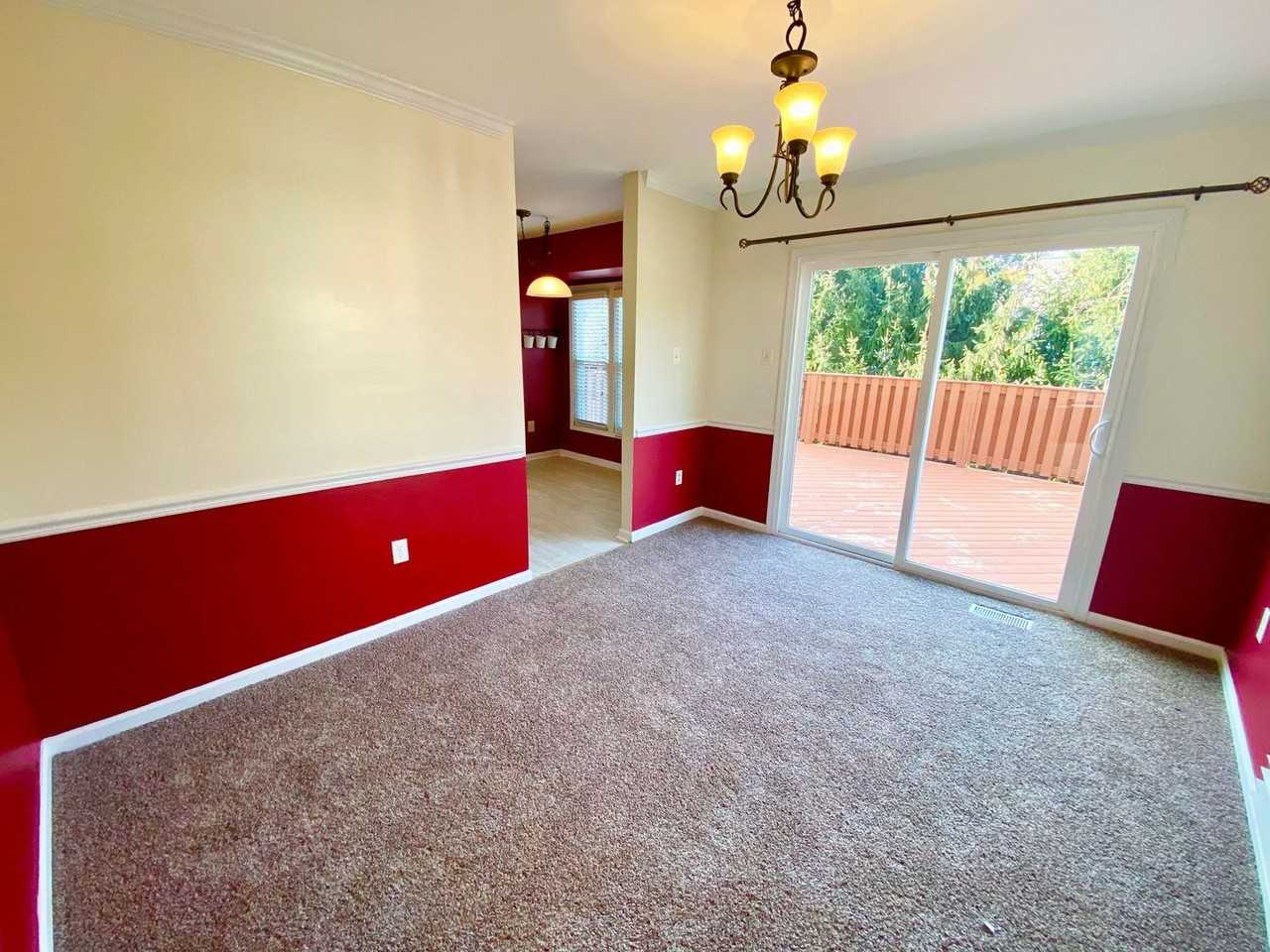 16 Preakness Ct - Photo 3 of 36