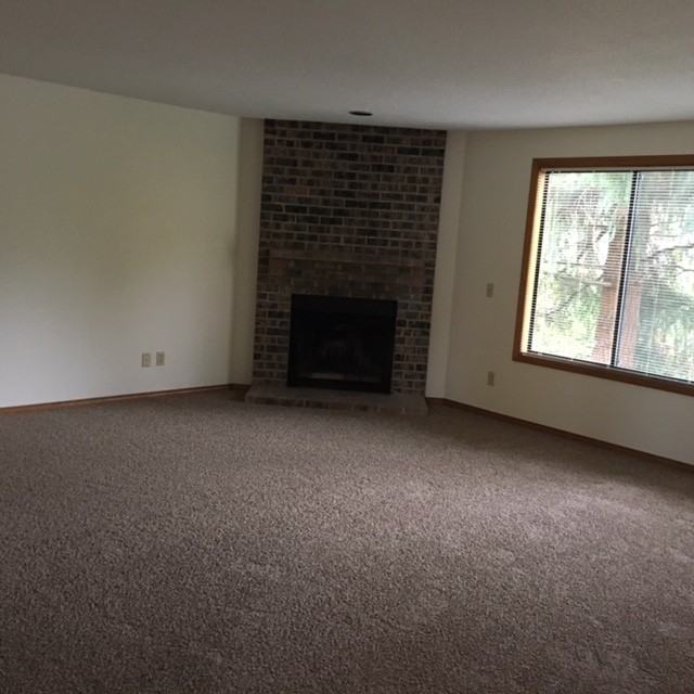 17545 Nw Woodmere Ct - Photo 4 of 11
