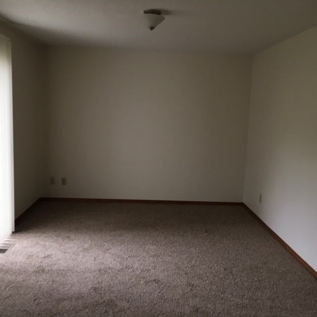 17545 Nw Woodmere Ct - Photo 5 of 11