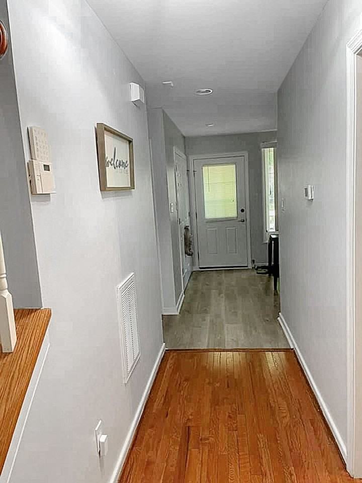 1512 Lynhaven Ave - Photo 3 of 14