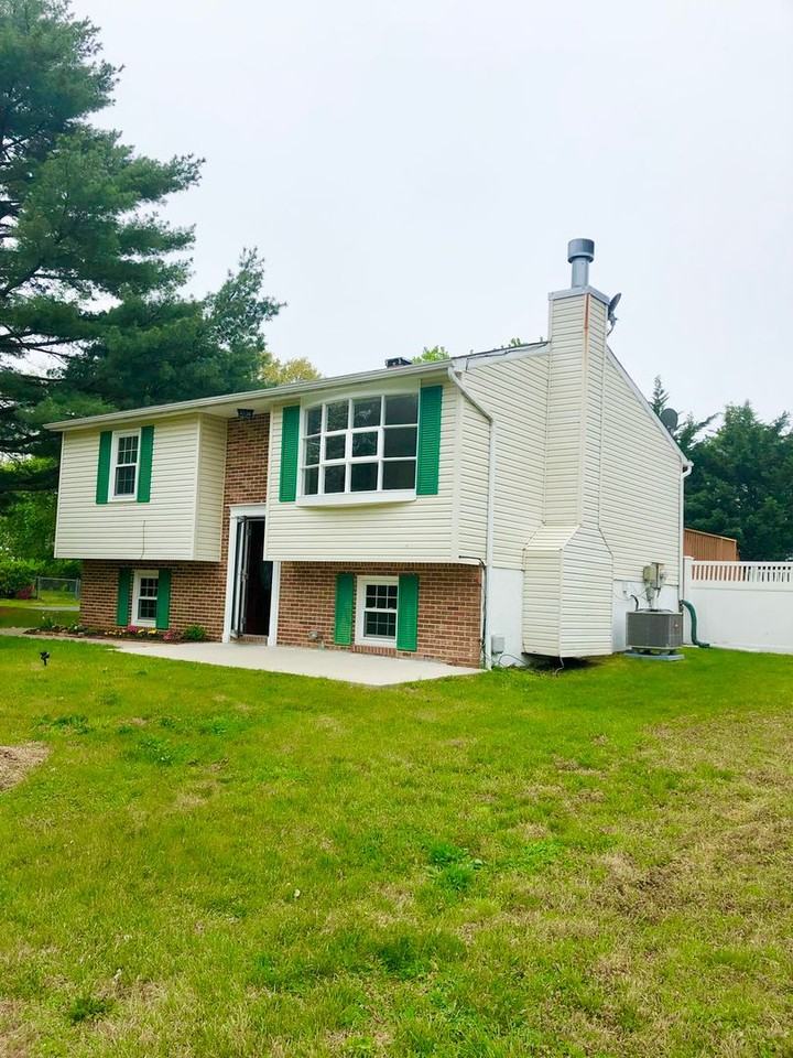 110 Burns Crossing Rd - Photo 2 of 24
