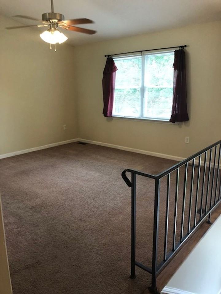 22240 Hawthorne Way - Photo 2 of 15