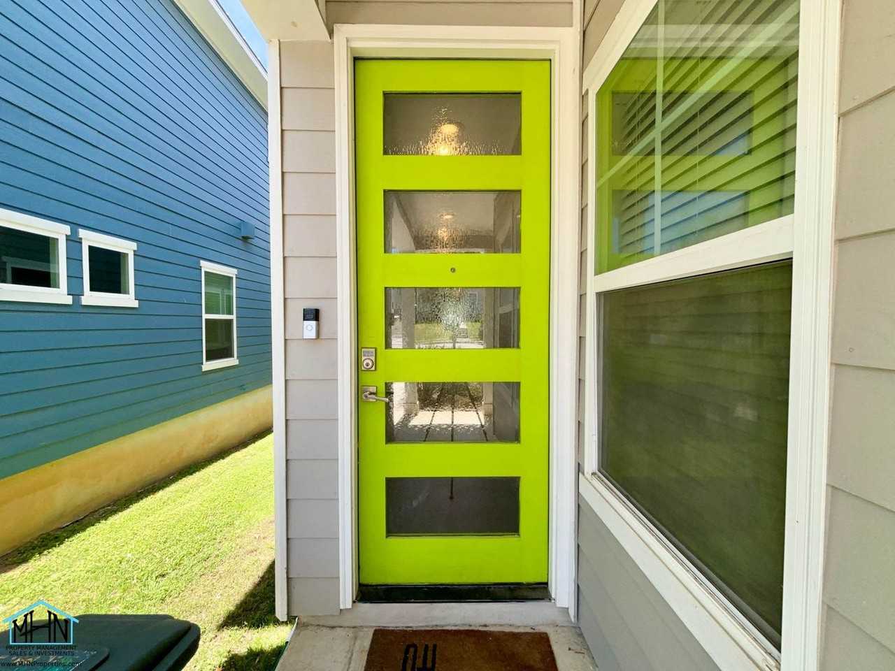 447 Natalen Ave - Photo 3 of 21