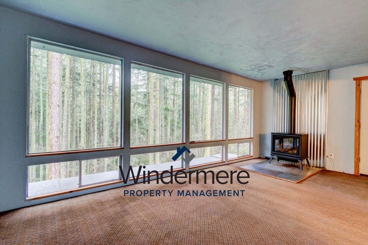 523 Hill Valley Dr - Photo 2 of 20