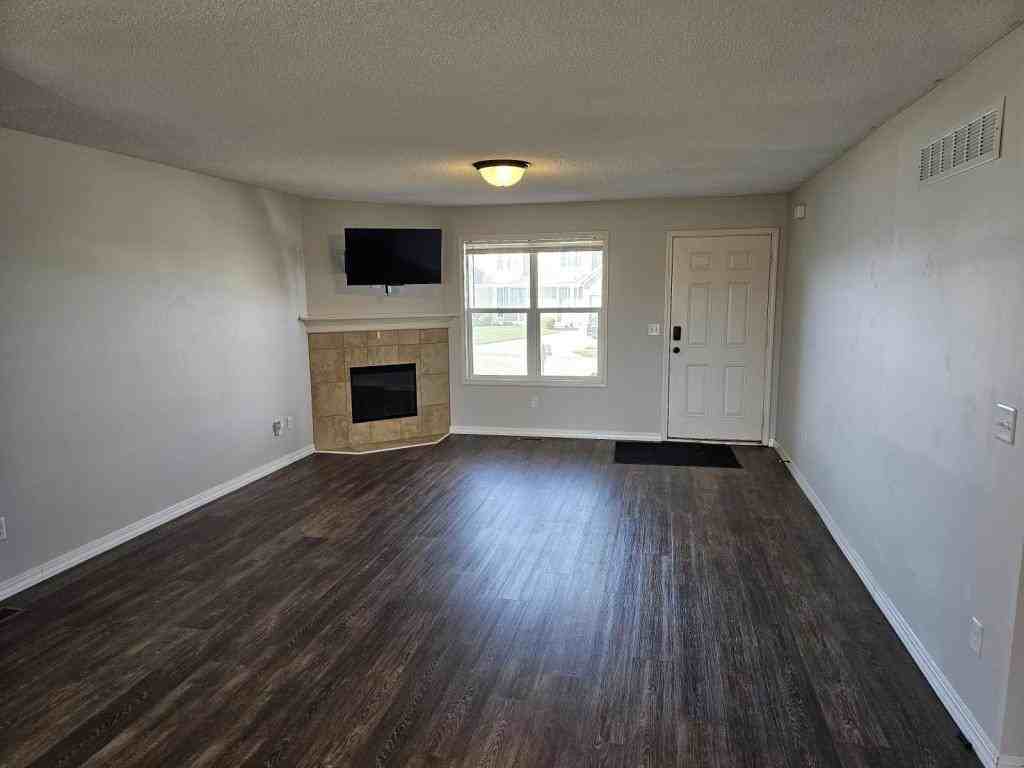 9509 N Baltimore Ave - Photo 3 of 15