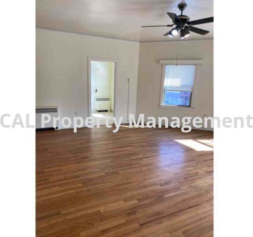 AME - 247 SALINAS ST. - Photo 3 of 5