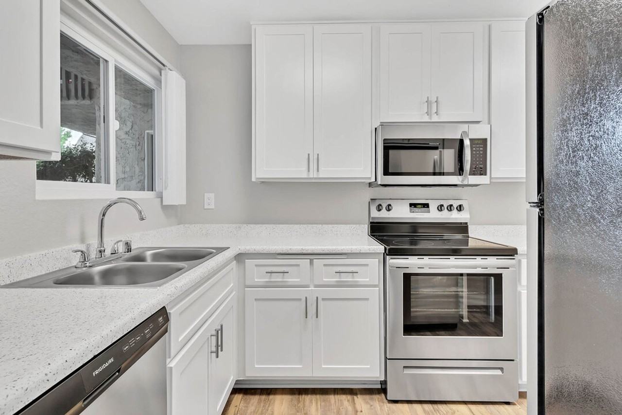 Grossmont Bluffs - Photo 5 of 17