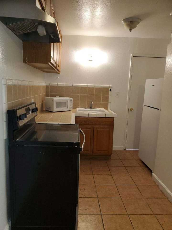 Olive Ave - Photo 3 of 13