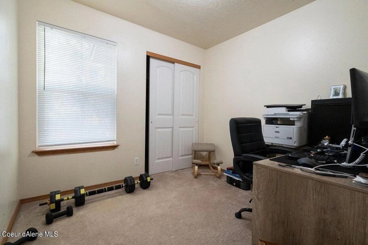 6201 W Trestle #1-4 - Photo 2 of 21