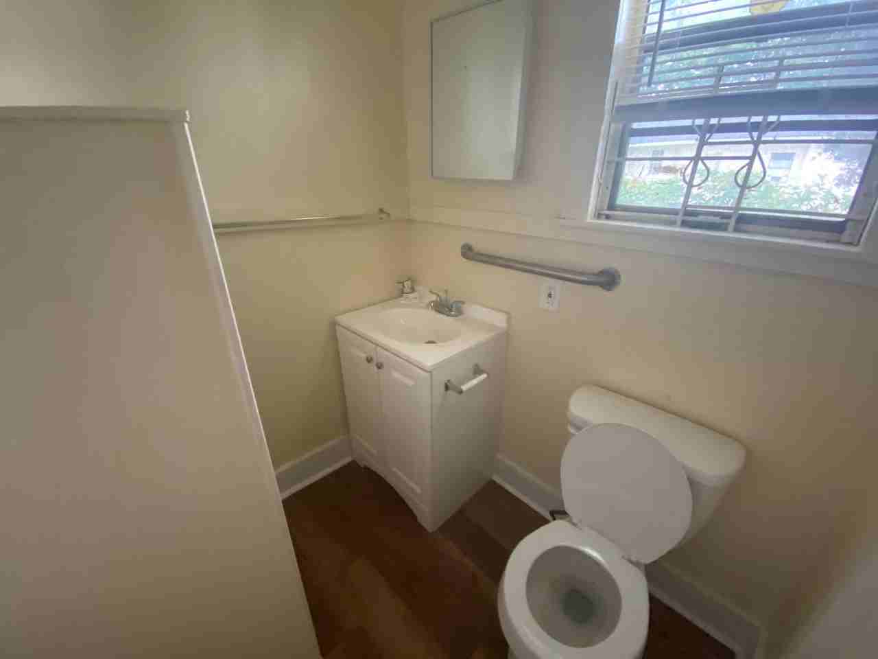 1207 Atlantic Ave - Photo 6 of 9