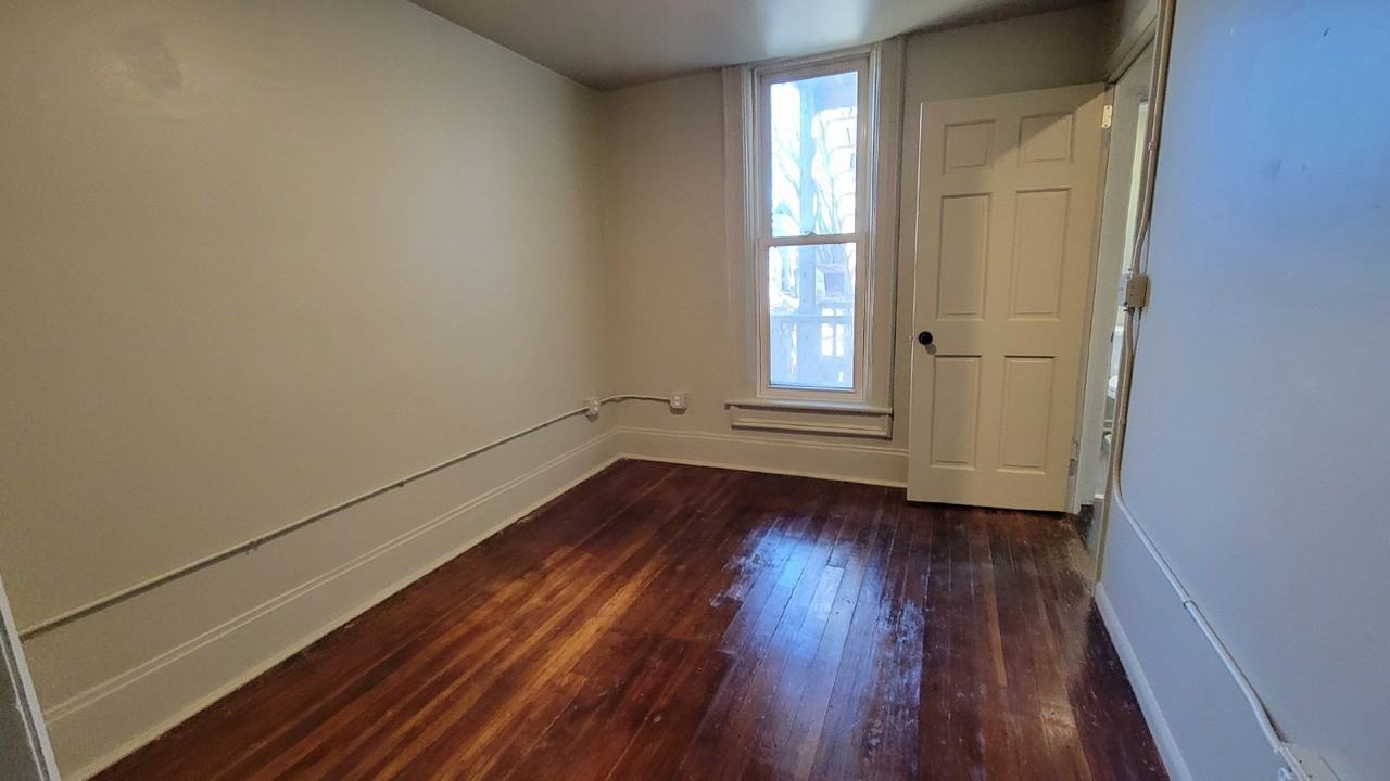 2327 4th St - Photo 6 of 19