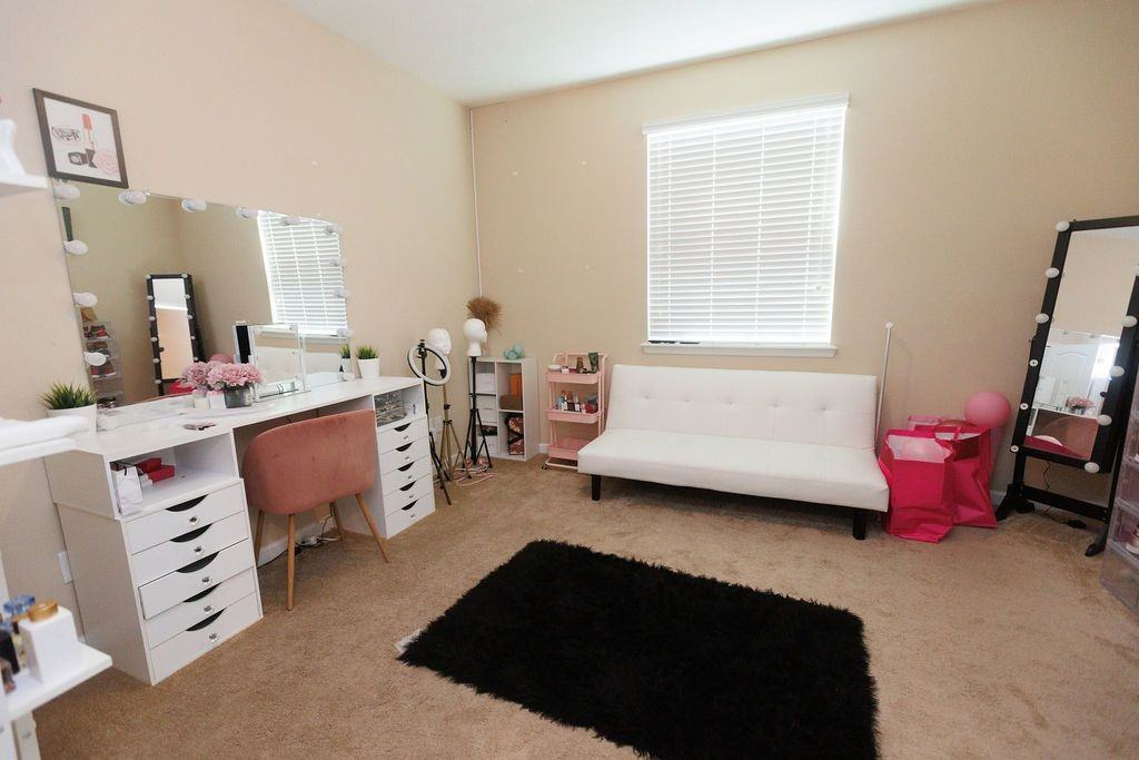 16150 Blossom Lake Dr - Photo 2 of 19