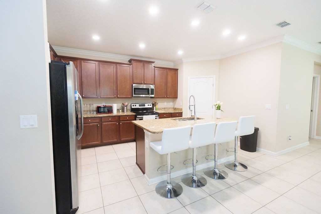 16150 Blossom Lake Dr - Photo 5 of 19