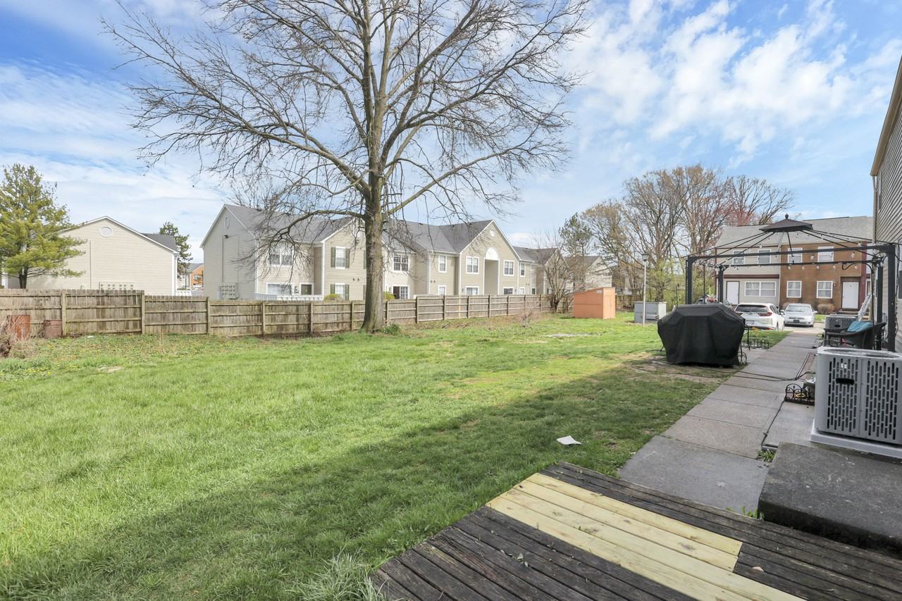 2588 Sandbury Blvd #2588 - Photo 2 of 12