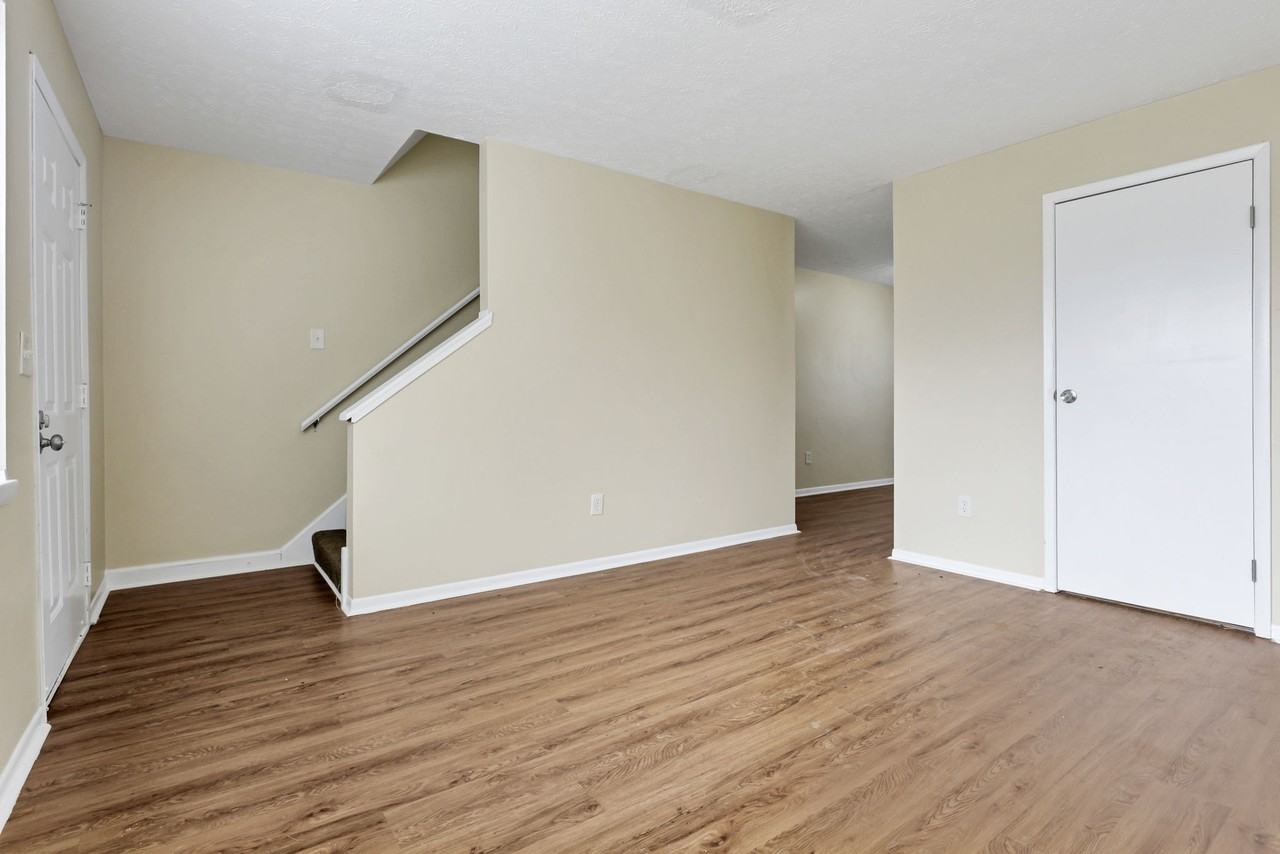 2588 Sandbury Blvd #2588 - Photo 3 of 12