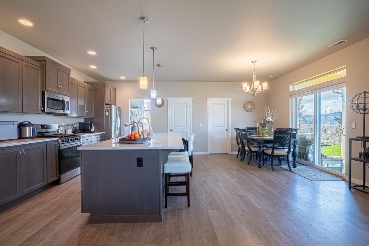 725 Loves Hill Dr #NA - Photo 2 of 25