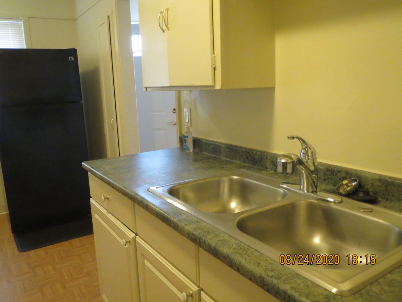 2893 Alma St #2893 - Photo 6 of 9