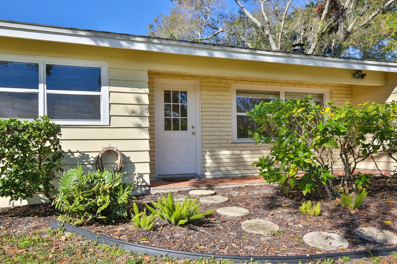 930 S Conrad Ave #NA - Photo 3 of 33