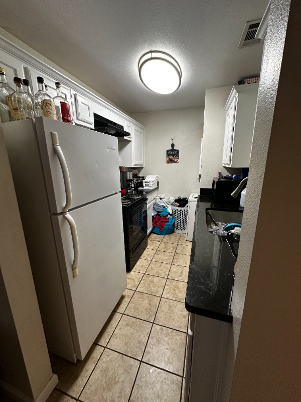 892 W Vanderbilt St #1A - Photo 6 of 12