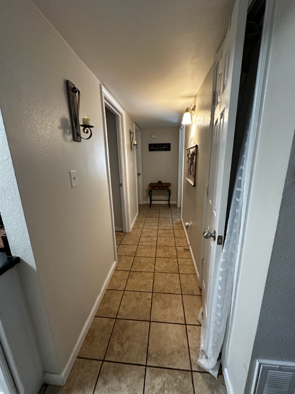 892 W Vanderbilt St #1A - Photo 7 of 12