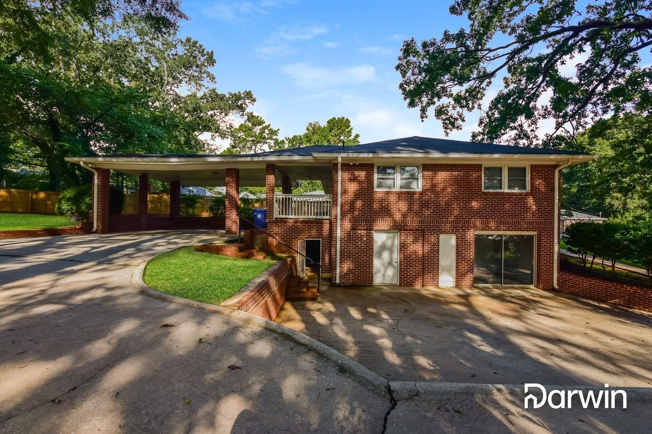 2615 Glenvalley Dr - Photo 2 of 15