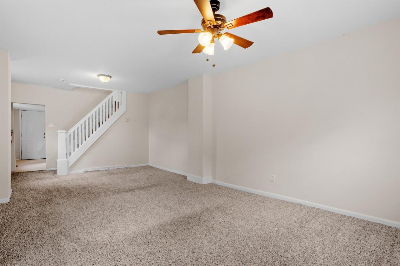 628630 Green St #630 - Photo 2 of 17