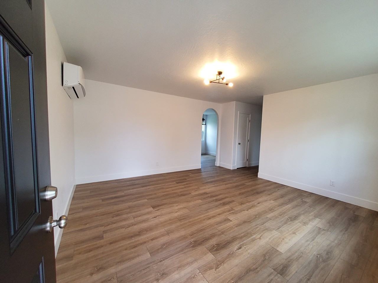 1617 Elm St #1 - Photo 3 of 11