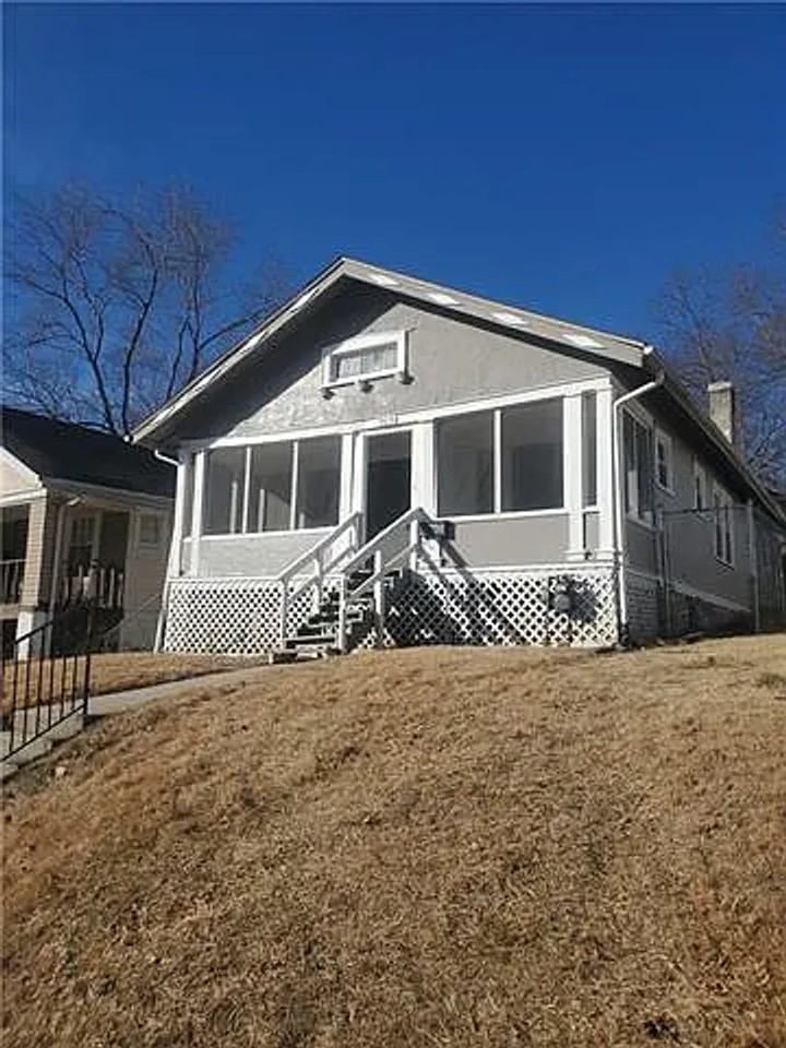 5810 Park Ave - Photo 2 of 11