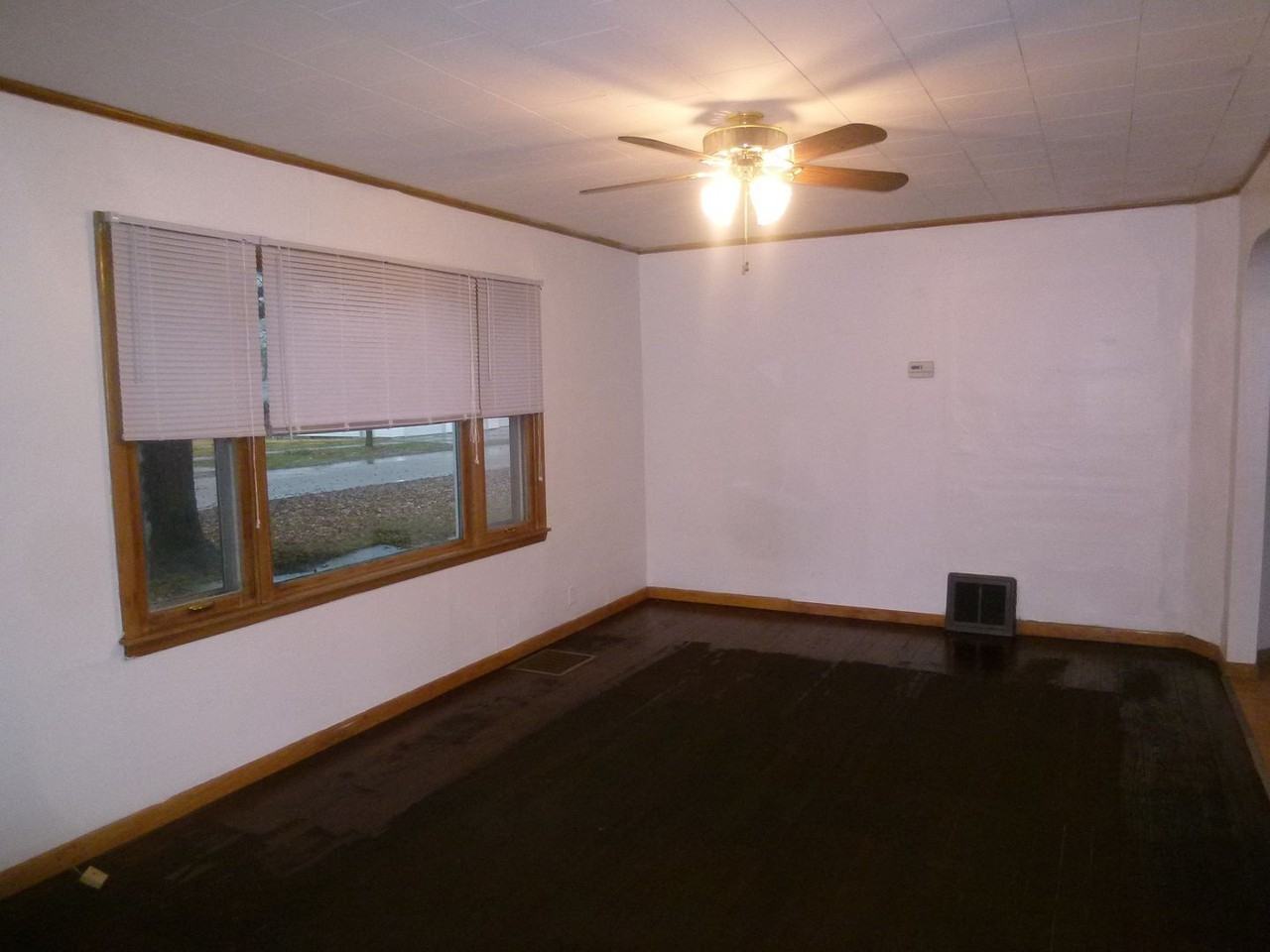 1249 N 8th St - Photo 3 of 8