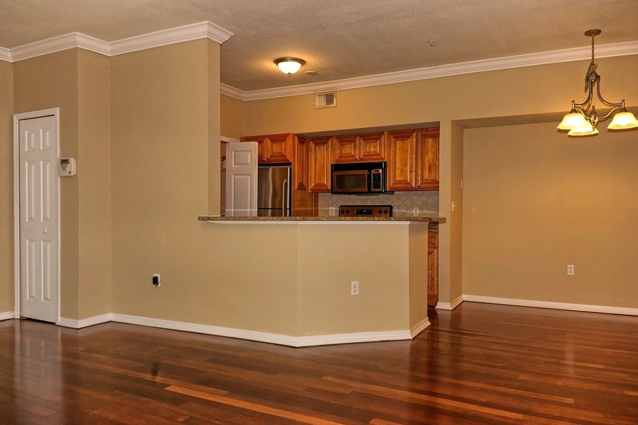 6071 Westgate Dr #313 - Photo 7 of 20