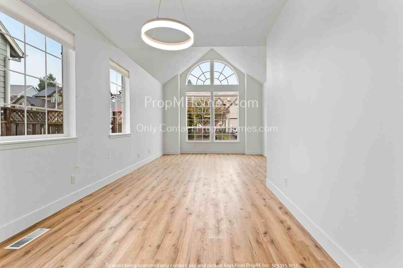 16860 Nw Paddington Dr - Photo 3 of 30