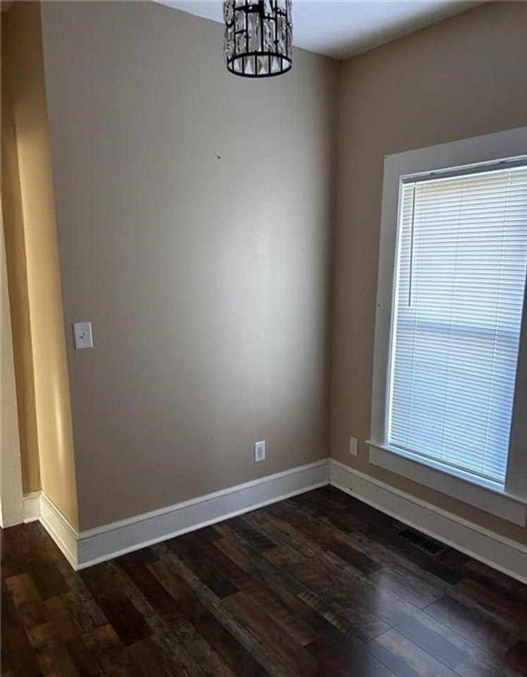 503 E Fairfield Rd - Photo 2 of 8