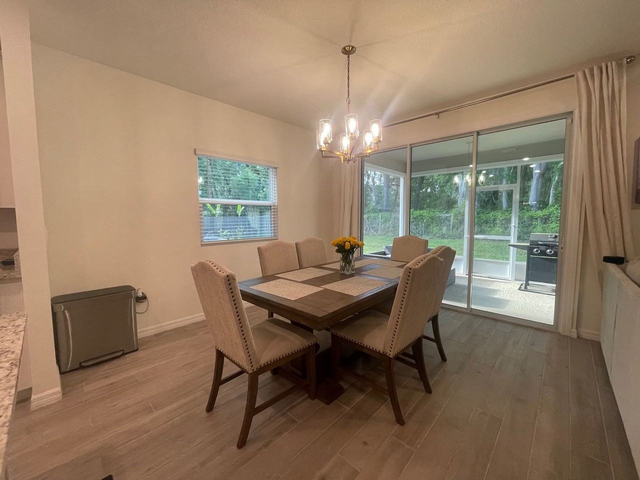 13616 Nw 14th Pl - Photo 5 of 29