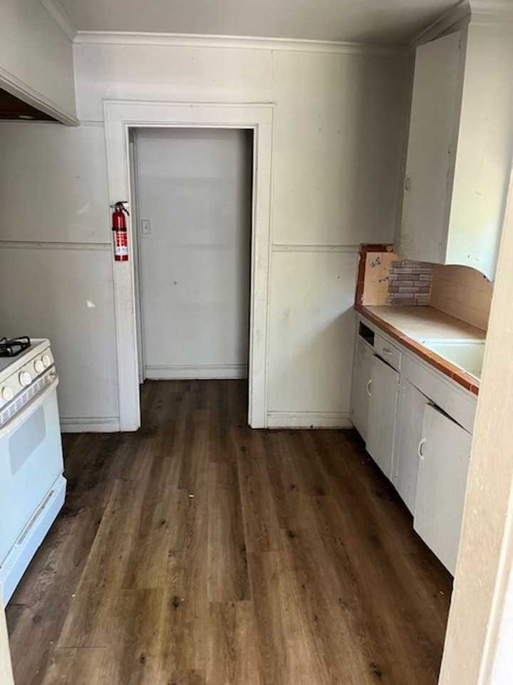 3048 Fulton Street - Photo 5 of 10