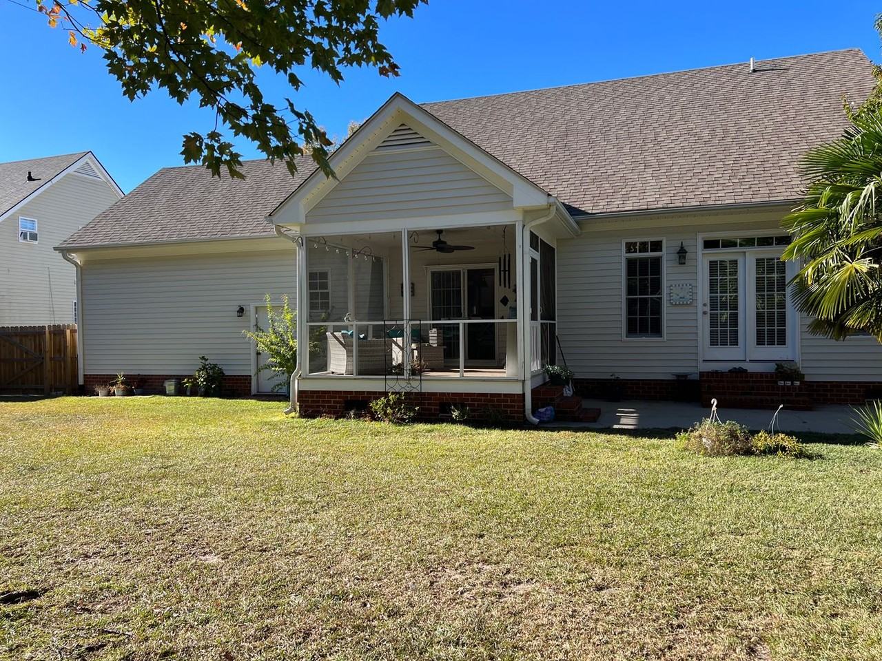 3706 Martha Ln N - Photo 2 of 50