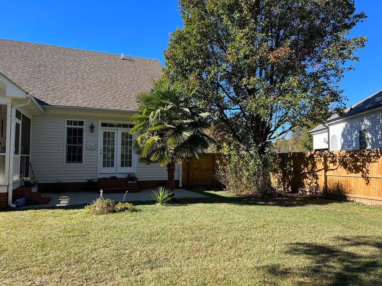 3706 Martha Ln N - Photo 3 of 50