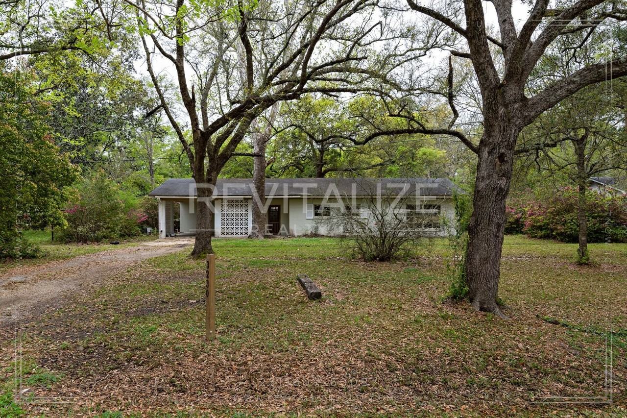 3230 Greenleaf Ct - Photo 2 of 23